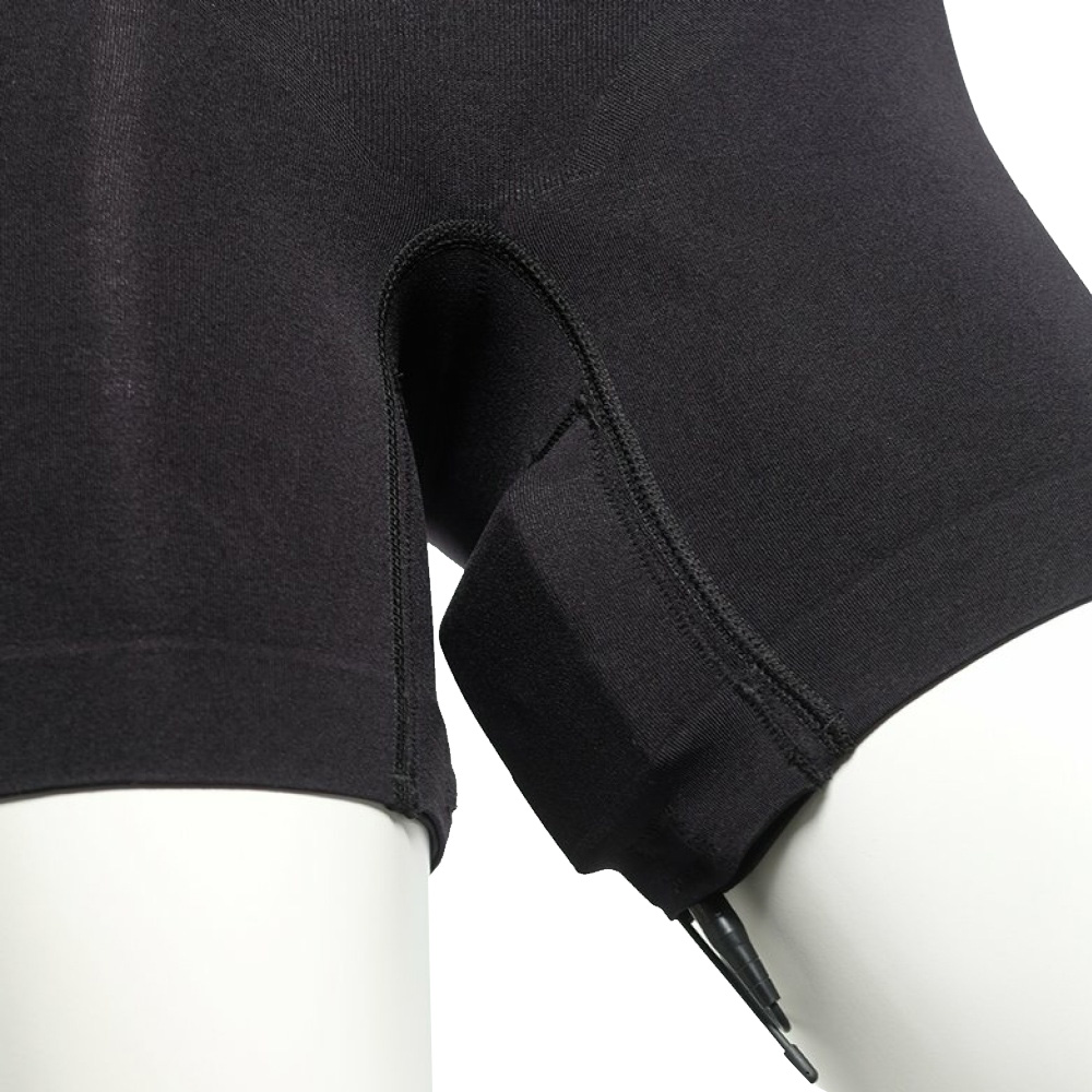 U-SHORT-SM-BLK-2