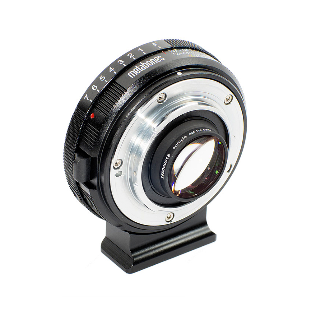 Metabones - Nikon G auf MFT Speed Booster XL 0.64x