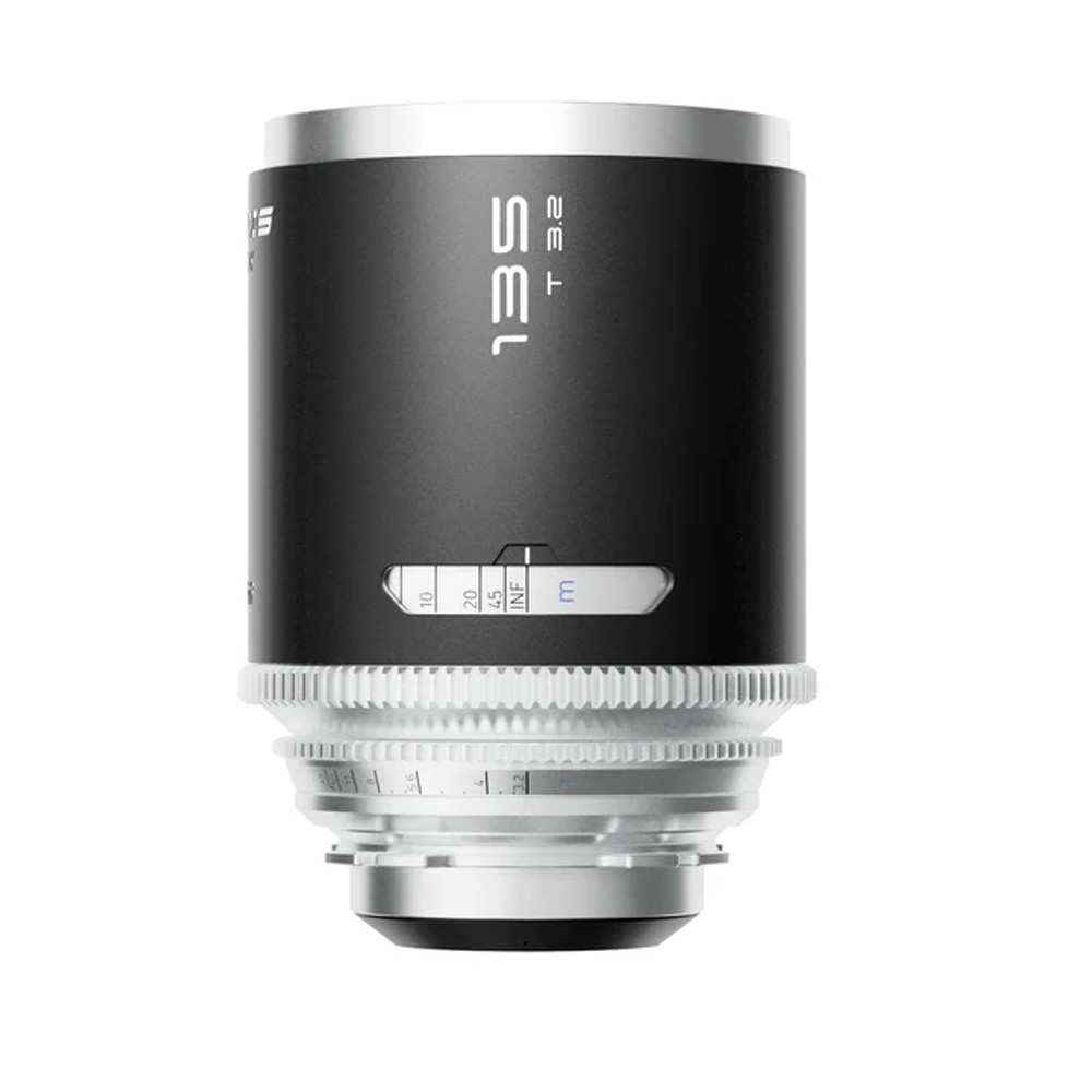 Blazar - Mantis 135mm T3.2 1.33x Full Frame Anamorphic Lens PL-Mount