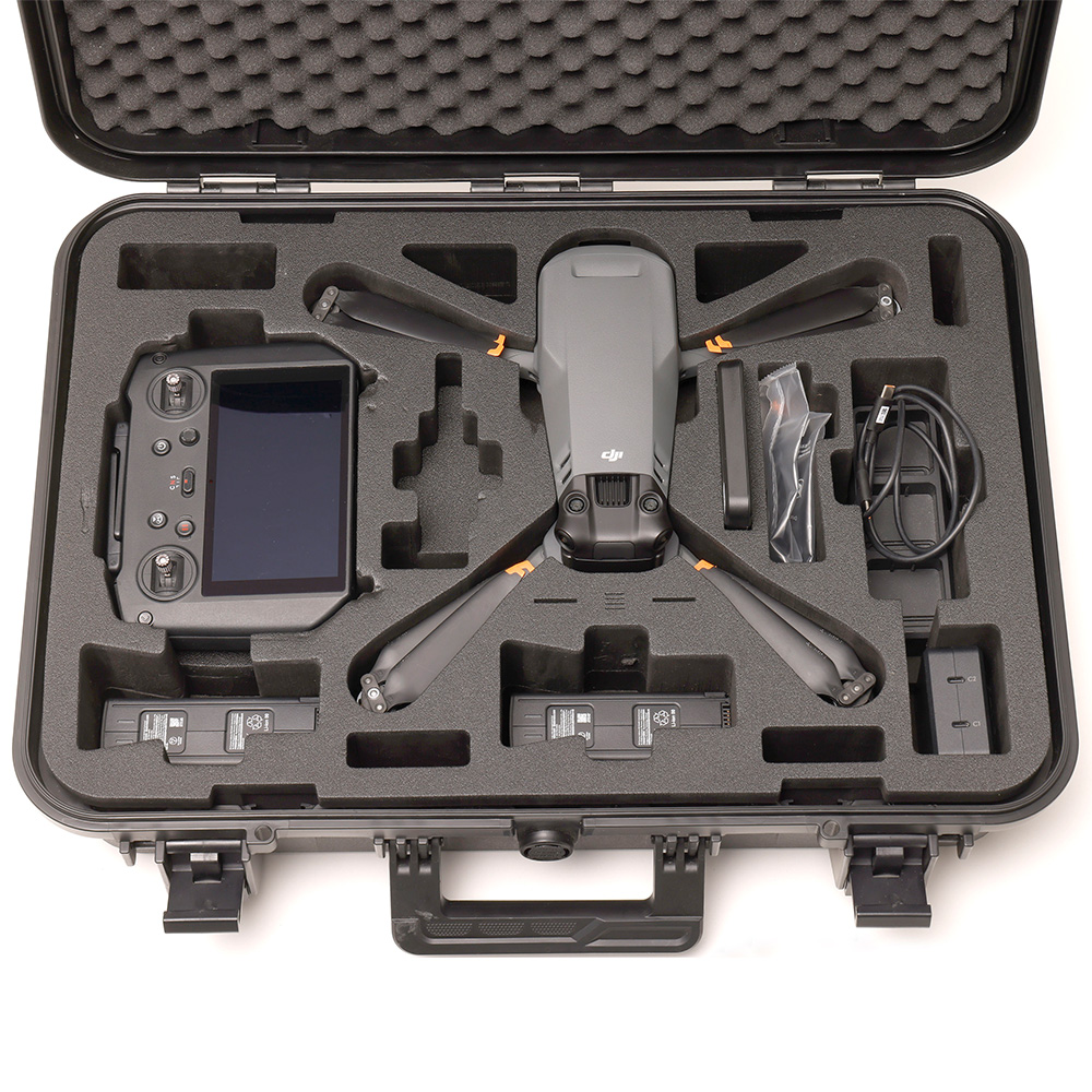 DJI - Mavic 3 Pro Fly More Combo mit RC Pro Controller + Koffer (gebraucht)